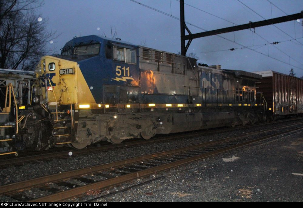 CSX 511 on Q410